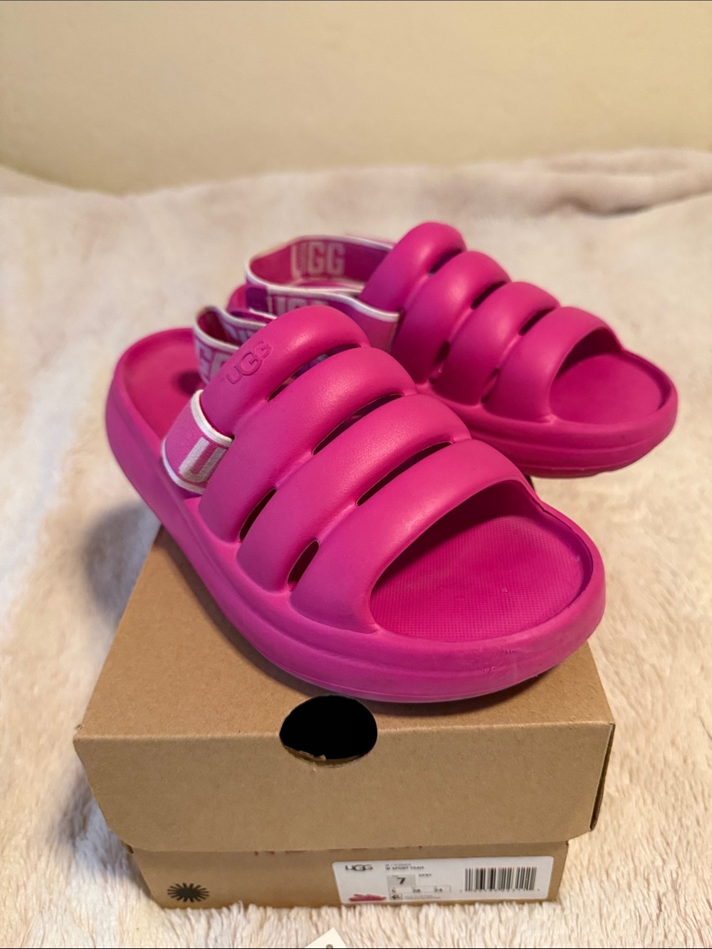 UGG Women’s Bright Raspberry Sport Yeah Slide Sandals